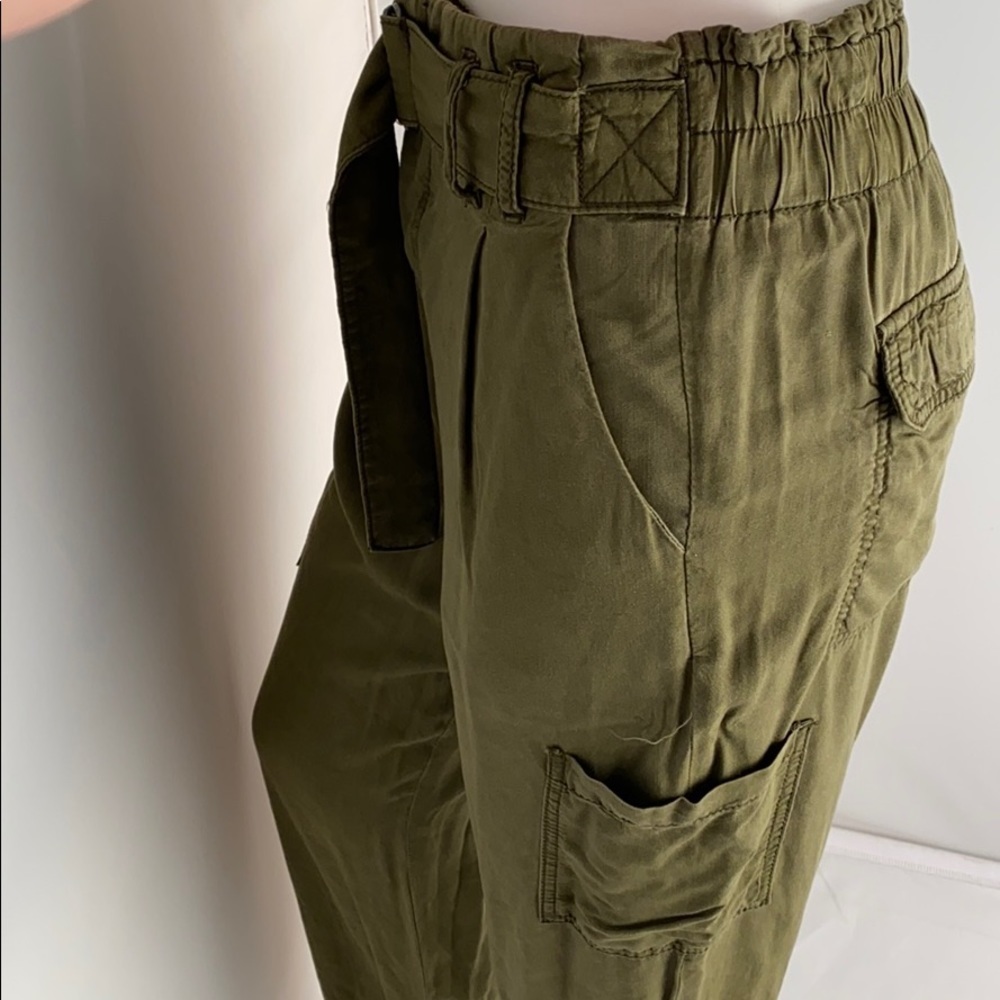 Free People high waist cropped cargo pants in Army green - Picture 5 of 13